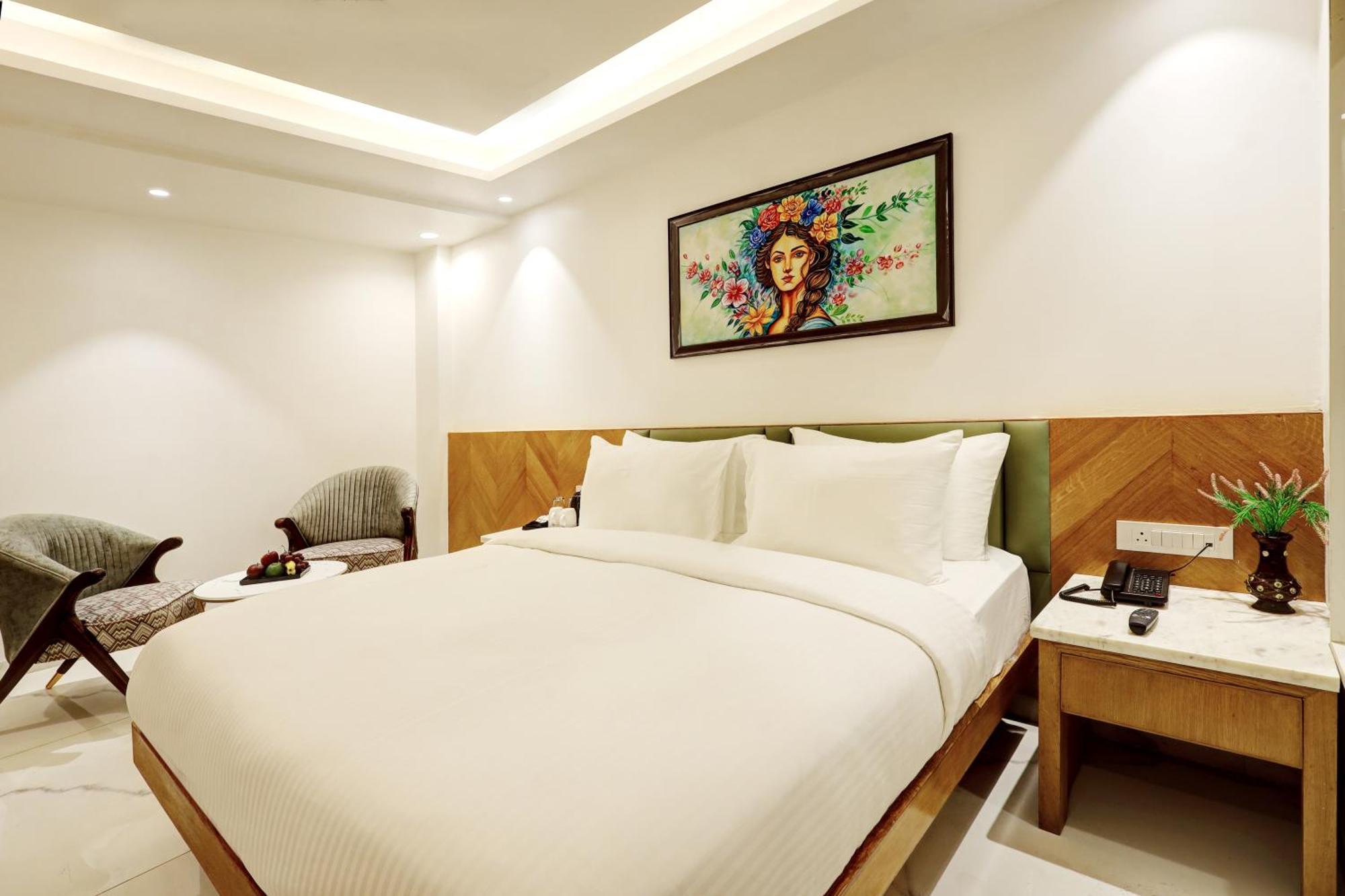 Hotel Namaste Hindustan Just A Minute Away From New Delhi Railway Station And Connaught Place Extérieur photo